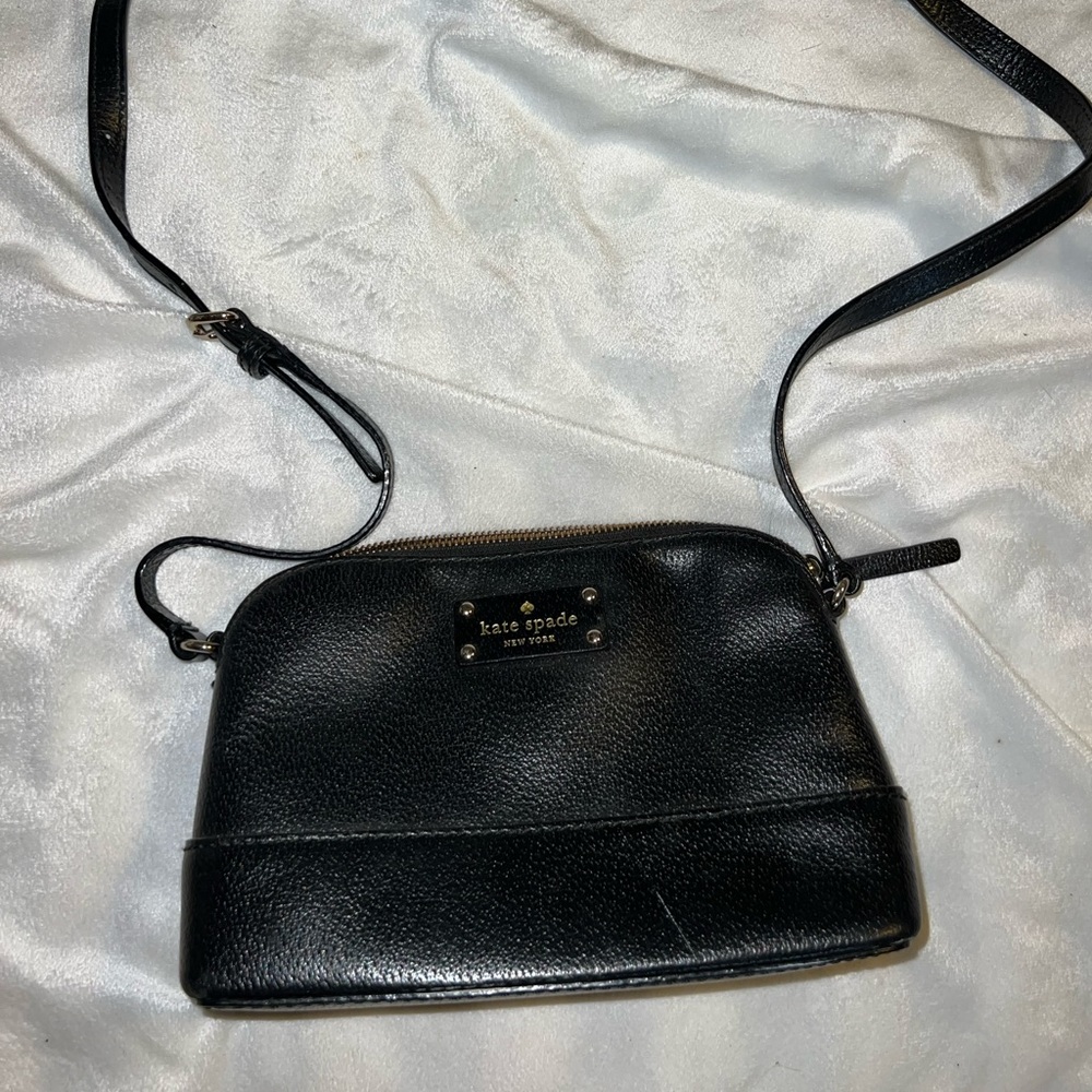 Black Kate Spade purse